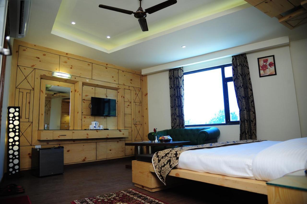 Hotel Grand Sharan Катра Экстерьер фото