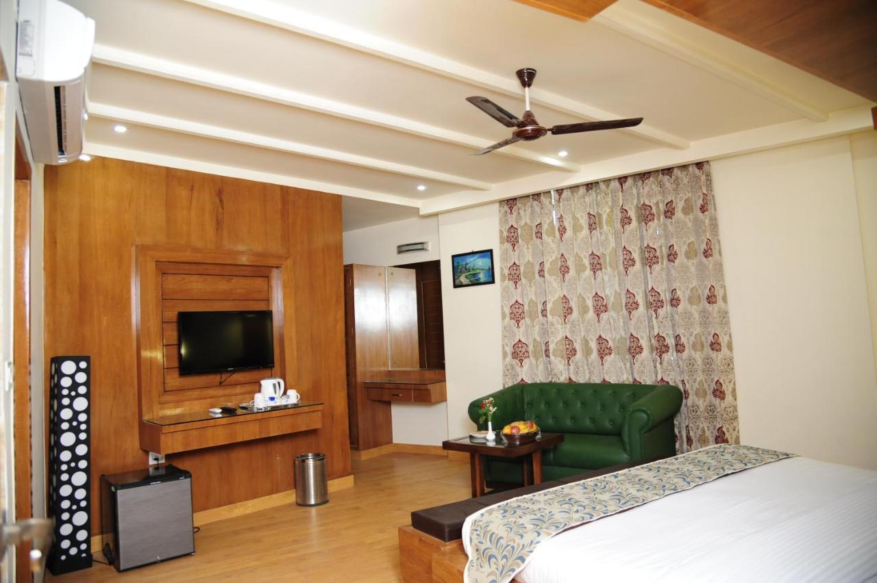 Hotel Grand Sharan Катра Экстерьер фото
